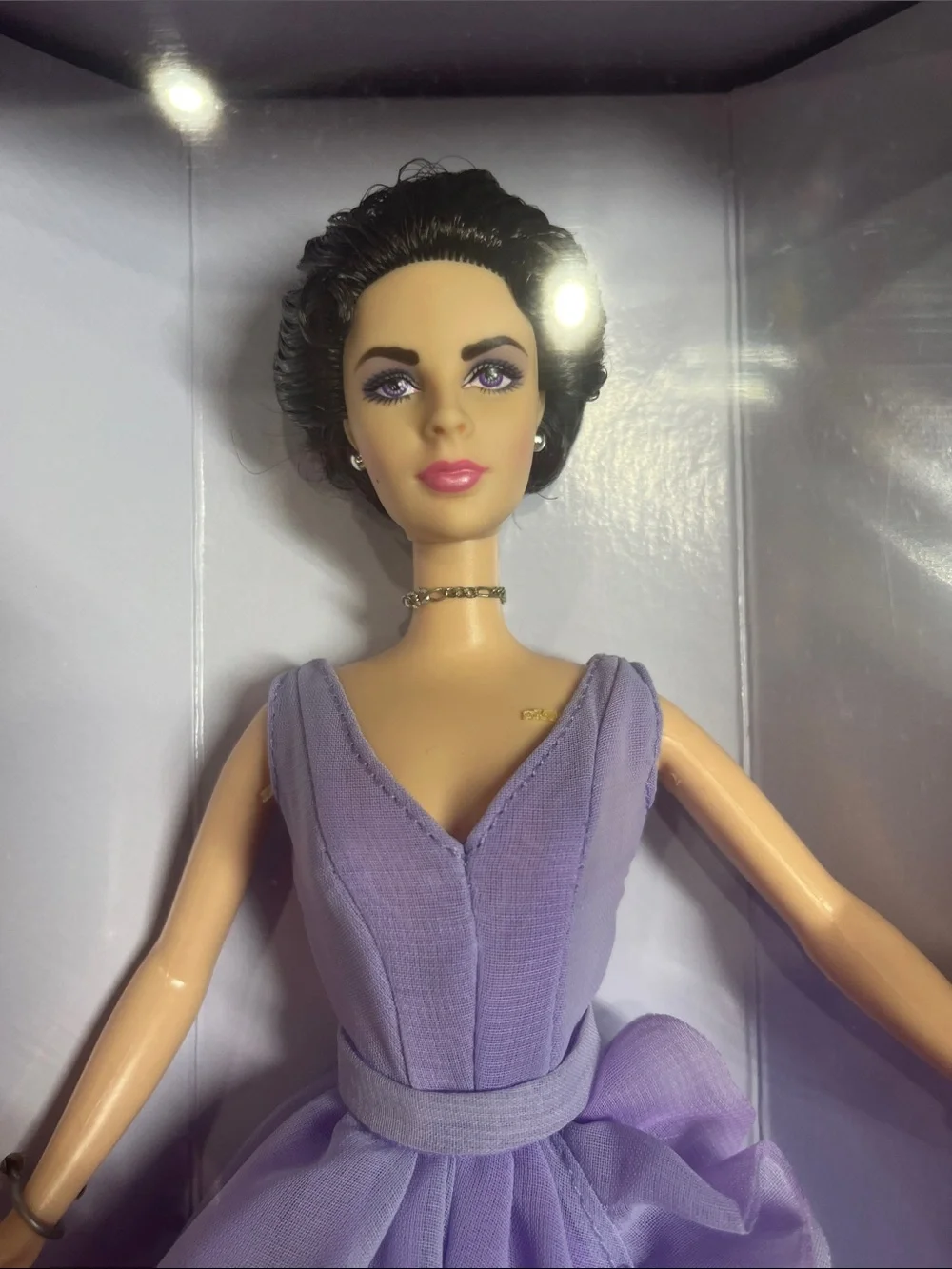 2000 Special Edition Elizabeth Taylor White Diamonds Barbie Doll NRFB